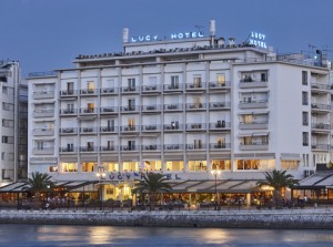 LUCY HOTEL: Εξερευνήσαμε το πιο ιστορικό ξενοδοχείο της Χαλκίδας