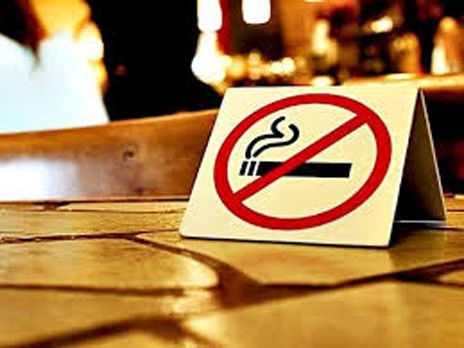 ΧΑΛΚΙΔΑ: Ο αντικαπνιστικός νόμος ...καίει τα καταστήματα εστίασης
